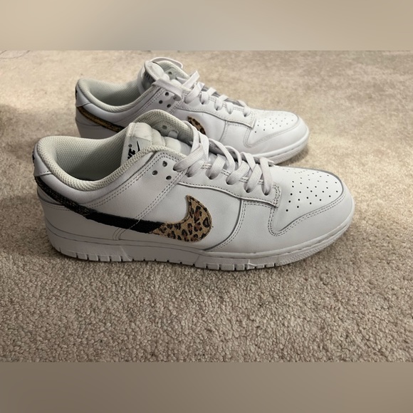 Nike dunk low see primal white size 10 women- 42 great condition worn 3 times - Picture 2 of 4